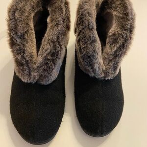 Acorn Black and Brown Faux Fur Winter Boots